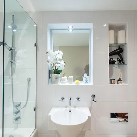 Luxury 2 Bed In Sleeps 6