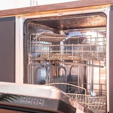 Luxury 2 Bed In Sleeps 6 Апартаменти Лідс