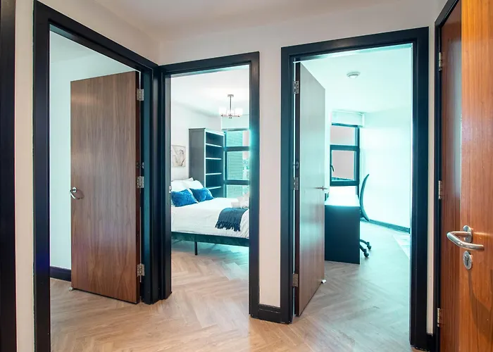 Luxury 2 Bed In Sleeps 6 *