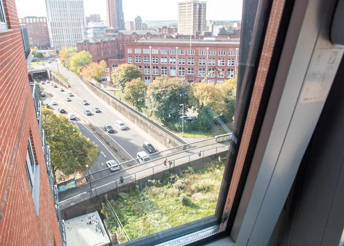 Luxury 2 Bed In Sleeps 6 *