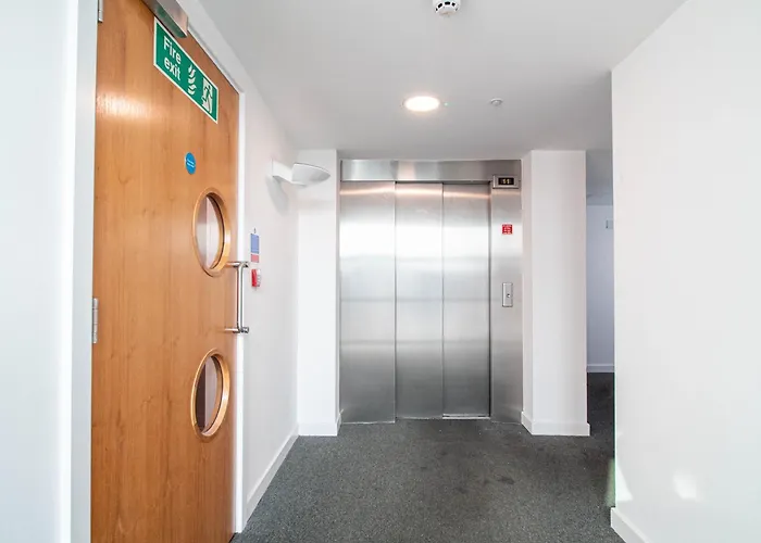 Luxury 2 Bed In Sleeps 6 Appartement