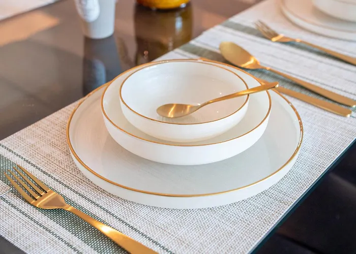 Luxury 2 Bed In Sleeps 6 Апартаменти *